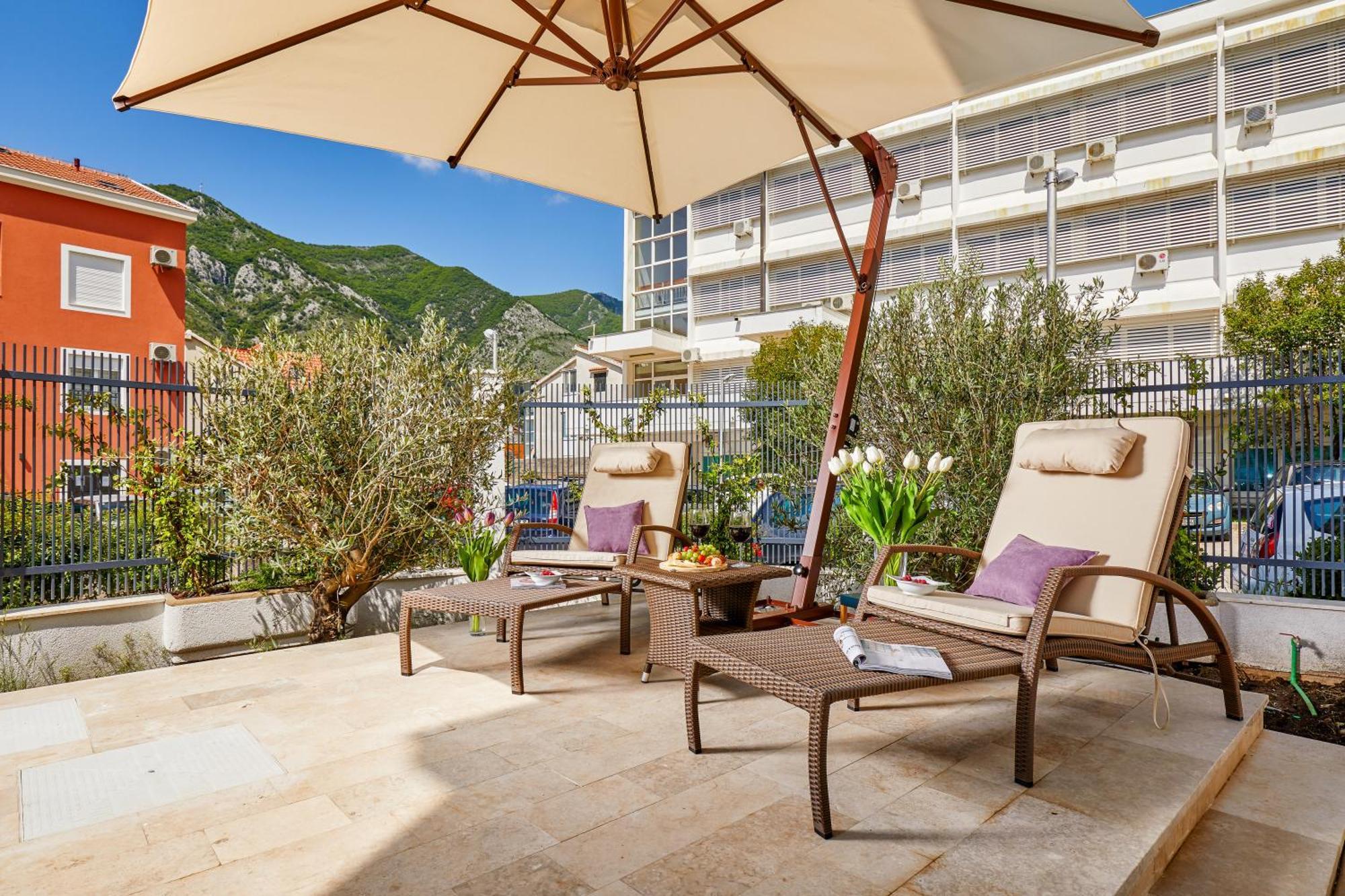 Maison W Kotor Kültér fotó